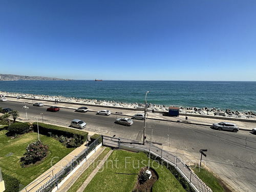 Privilegiada Vista Al Mar En 1ra Línea, Excelente Ubicación