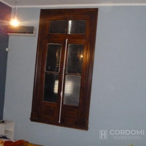 Imagen 8 de 8 de Tipo Casa Al Frente Con Cochera - Lanús Oeste