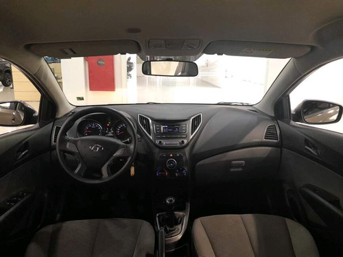 Hyundai HB20S 1.0 COMFORT PLUS 12V FLEX 4P MANUAL