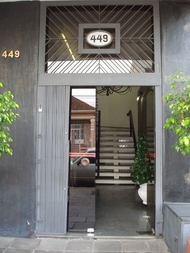 Imagem 2 de 9 de Comercial Para Aluguel, 0 Dormitórios, Glória - Porto Alegre - 122
