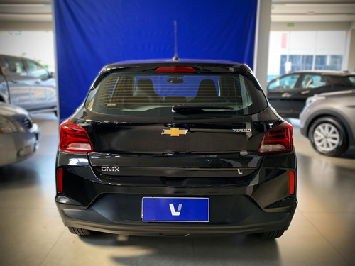 Chevrolet Onix 10tat Hb