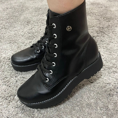 Imagem 3 de 5 de Bota Coturno Feminina Via Marte 22-20201