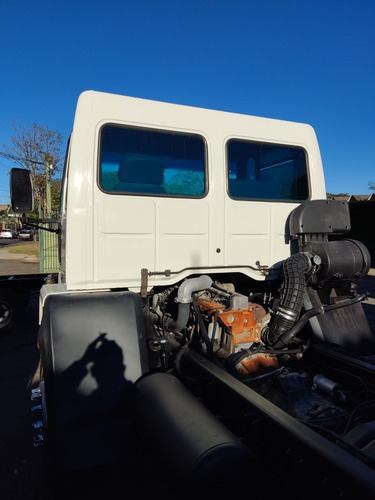 Imagem 9 de 10 de Ford Cargo 2422