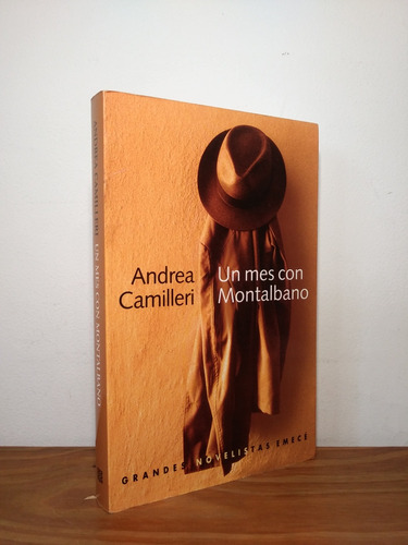 Un Mes Con Montalbano Andrea Camilleri Editorial Emecé