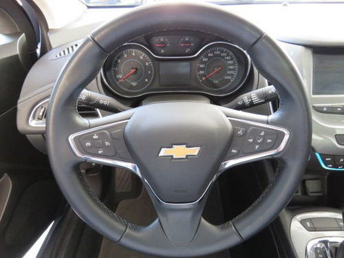 Cruze Lt