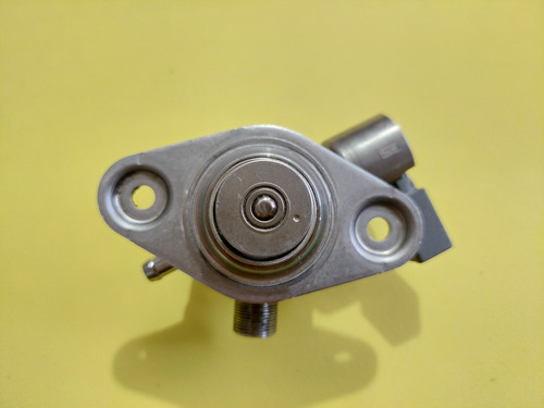 Bomba De Alta Presion Mercedes Clase C 15-19 A2740700501 (Usado)