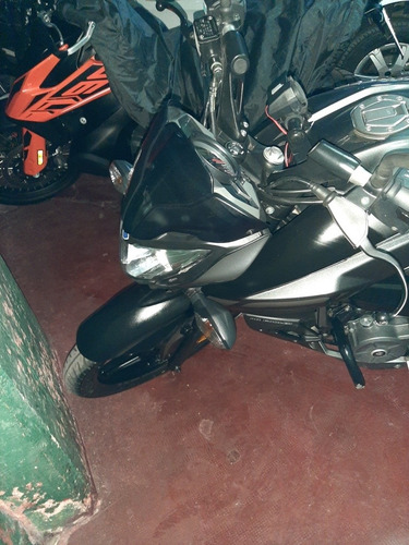 Imagen 16 de 25 de Bajaj Rouser Ns 160