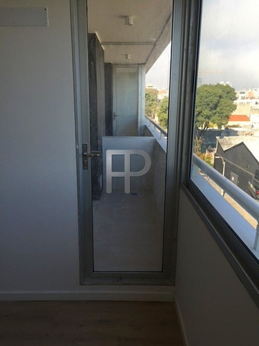 Imagen 4 de 11 de Apartamento En Venta Montevideo 1 Dorm #1716