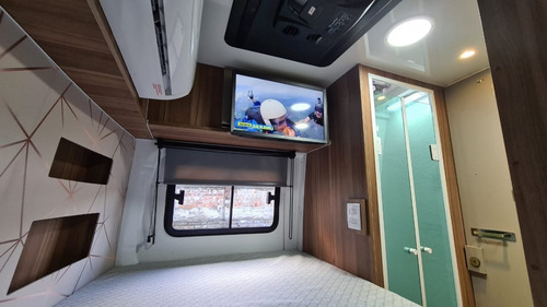 Imagem 3 de 13 de Motor Home Prático Notável
