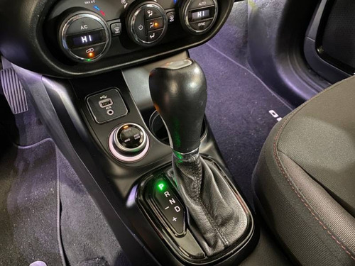 Imagem 7 de 11 de Fiat Toro Freedom 2.0 16v 4x4 Diesel Aut.