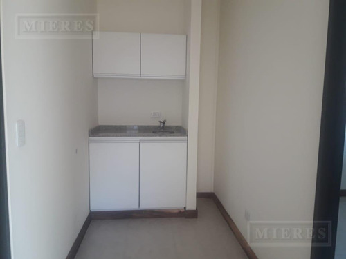 Imagen 4 de 12 de Oficina En Venta Con Renta En El Condominio Las Pircas