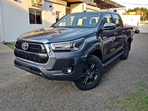 Imagen 2 de 15 de Toyota Hilux Srv Mt 4x2