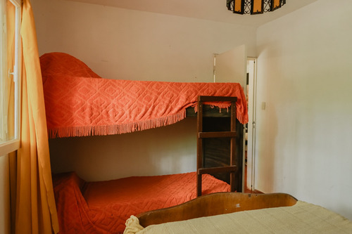 Venta De Chalet En Villa Icho Cruz, Excelente Ubicación.