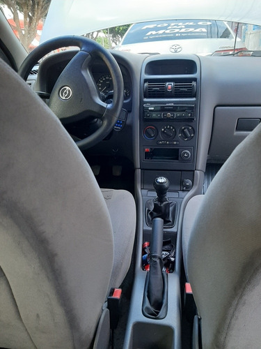 Gm Gm Astra Sedan