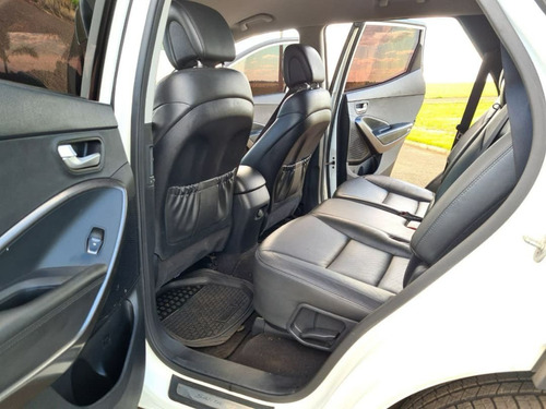 Imagen 7 de 10 de Hyundai Santa Fe 4x2