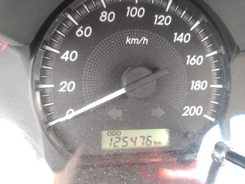 Toyota Hilux 4x2 C/d Dx Pack Elect 2014