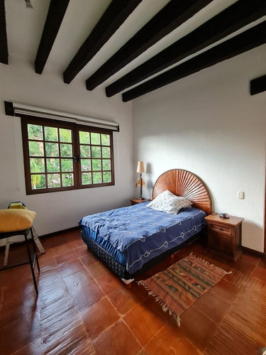 Imagen 7 de 23 de Casa En Venta En Bosques De Zerezotla , Zerezotla