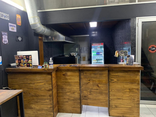 Traspaso De Local Y Venta De Llave (negociable)