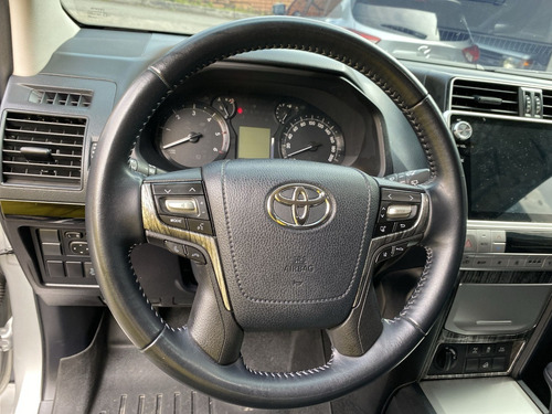 Imagen 13 de 21 de Toyota Prado Txl Modelo 2020