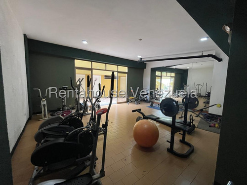 Hermoso Apartamento En Venta En Lomas De Prados Del Este Mv