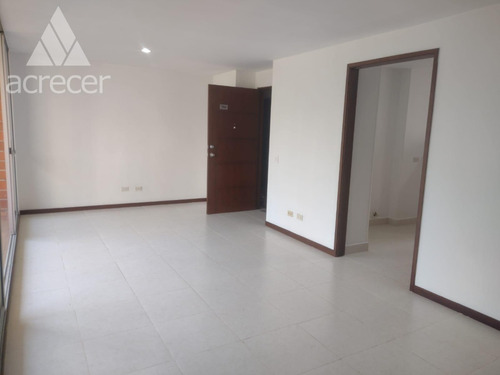 Apartamento Para Arriendo En La Loma De Los Bernal Ac-62944