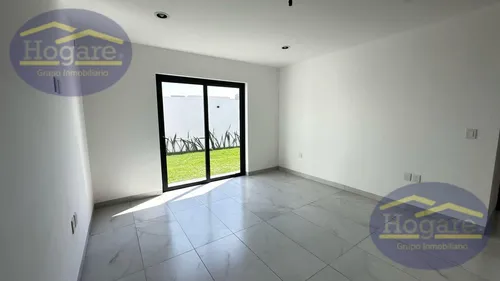 Casa En Venta Dentro De Cluster En La Campiña Residencial León Gto