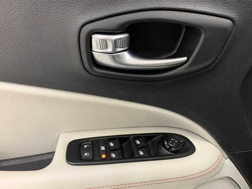 Imagem 13 de 15 de Jeep Compass Limited Flex H 2020