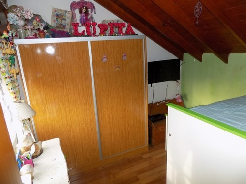 Imagen 27 de 30 de Chalet De 4 Ambientes Desarrollado En 2 Plantas.