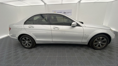 Imagen 10 de 25 de Mercedes Benz Clase C180 Kompressor