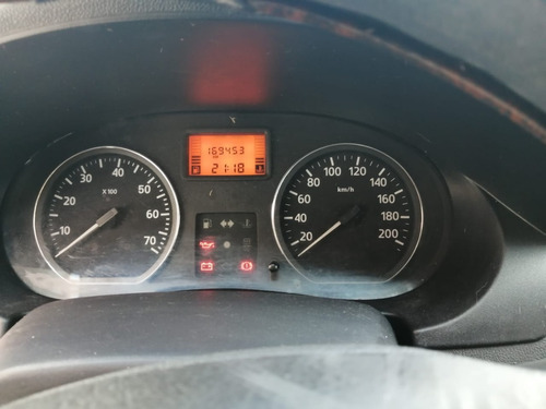 Renault Logan 2011
