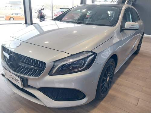 Imagen 1 de 23 de Merecedes Benz A250