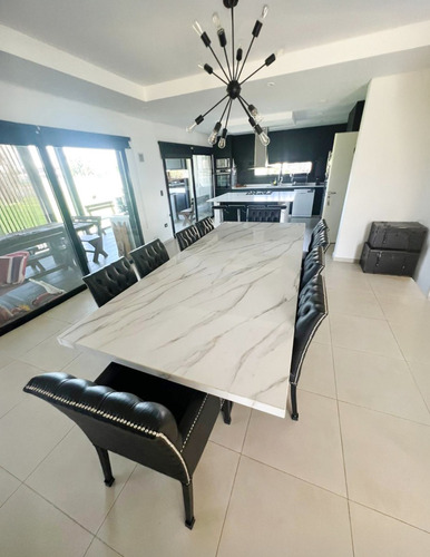 Casa En Venta A Estrenar En Area 60, La Victoria Polo Country Club. Ruta 2 A 45 Minutos De Caba! Oportunidad!