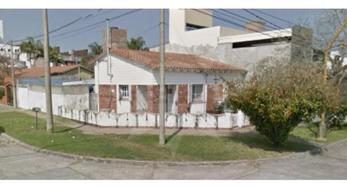Casa En Venta, 3 Dormitorios, B° Guadalupe