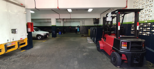 Imagen 2 de 11 de Se Vende Galpon En El Llanito