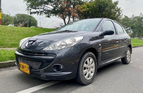 Peugeot 207 At 1600
