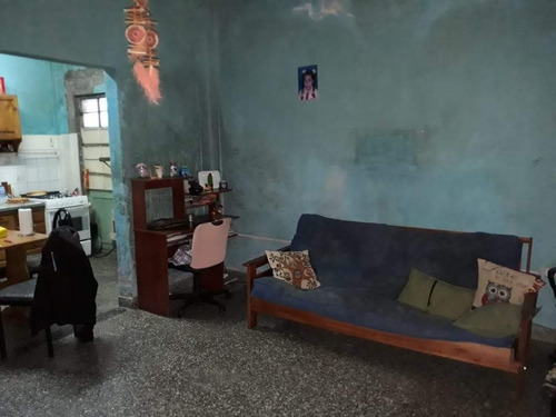 Imagen 4 de 12 de Venta Casa De 3 Dormitirios Y Patio A Reciclar Loma Hermosa