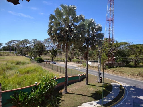 Imagen 9 de 15 de +58 4244399510 J. Toledo. Terreno Comercial En Venta En La Cumaca, 30.000m², 132223