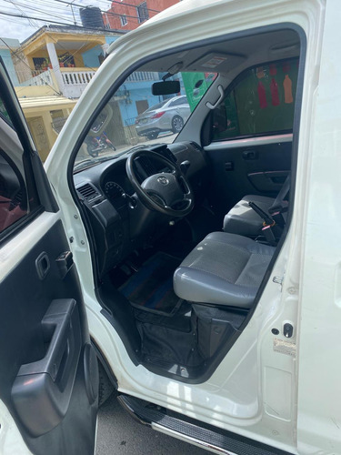 Toyota Lite Ace 2014