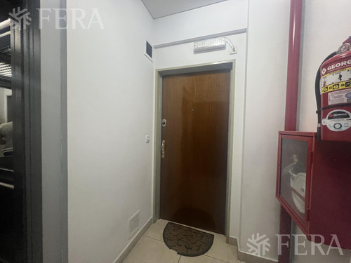 Venta De Departamento 2 Ambientes Con Balcón En Sarandi
