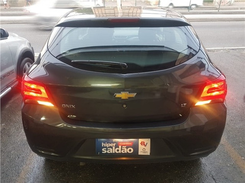 Chevrolet Onix 1.0 Mpfi Lt 8v Flex 4p Manual