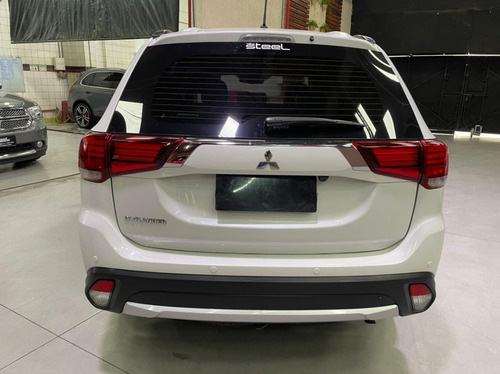 Imagem 9 de 10 de Mitsubishi Outlander