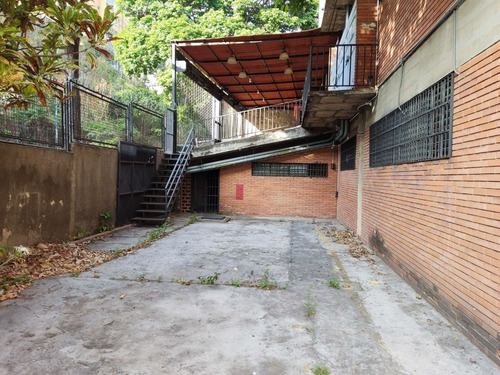 Imagen 4 de 30 de Edificio Para Comercio-industrial