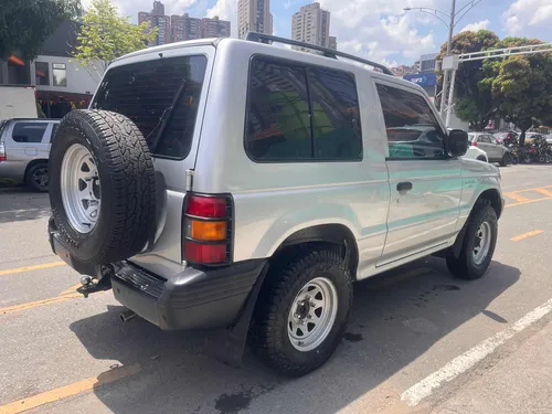 Montero Hardtop 2.4 Coupe