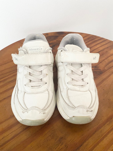 Zapatillas Cuero Sintético Blancas Cordones Velcro Niño Mimo (Usado)