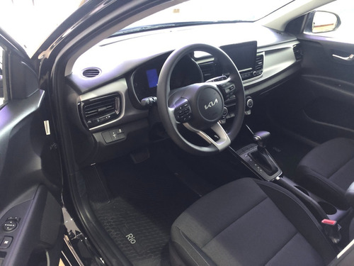 Imagen 7 de 9 de Kia Rio Sx At