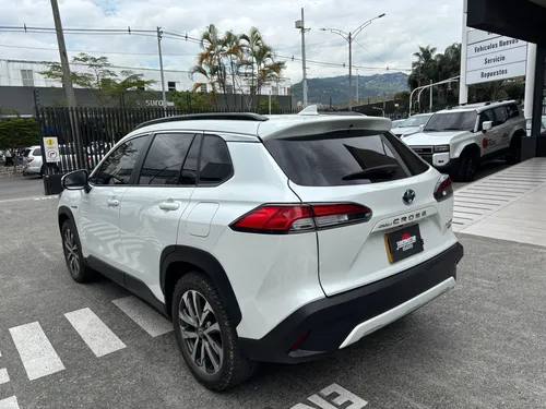Toyota Corolla Cross 1.8 Hev Seg Cvt