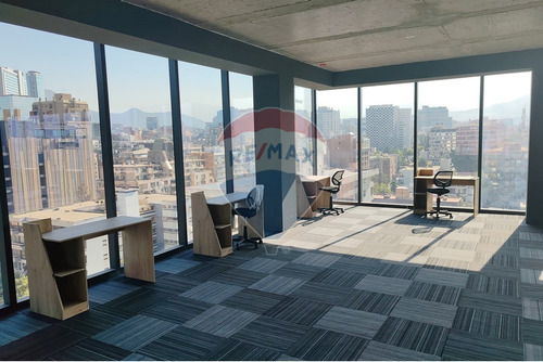 Oficinas En Planta Libre En Los Leones