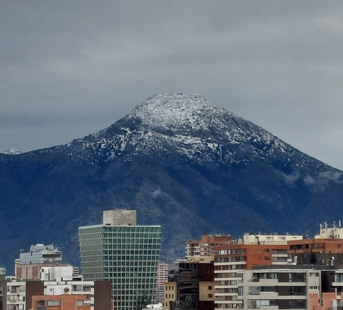 Gran Departamento Con Vista Asegurada. Espacioso Y Tranquilo