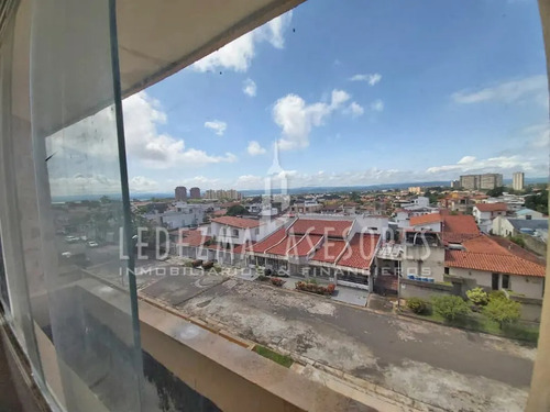 Imagen 8 de 10 de Apartamento Ubicado En Resd. Arivana Suites