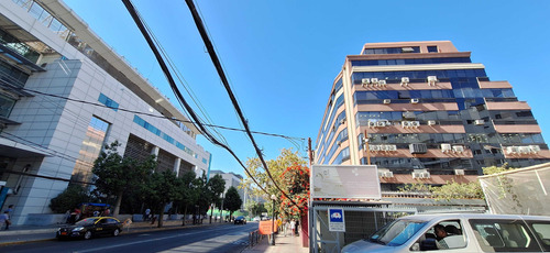 Estacionamiento Salvador 95 (84397)